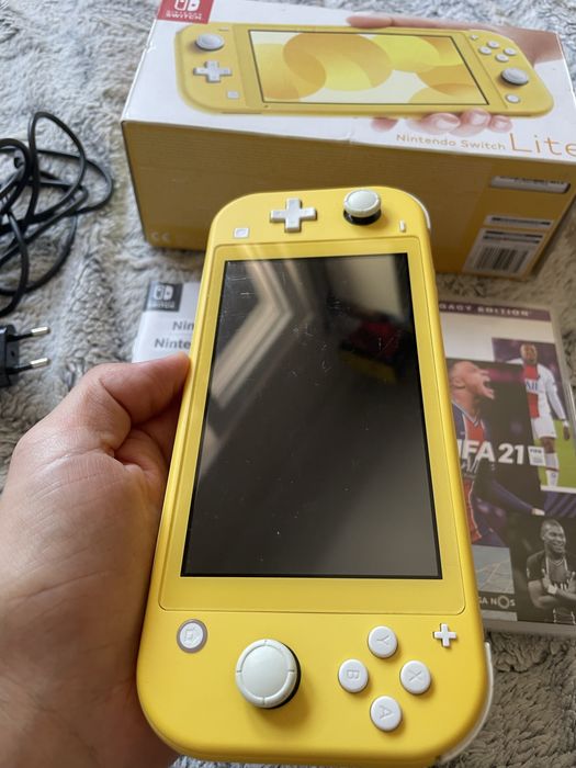 Switch Lite Completa + Jogo
