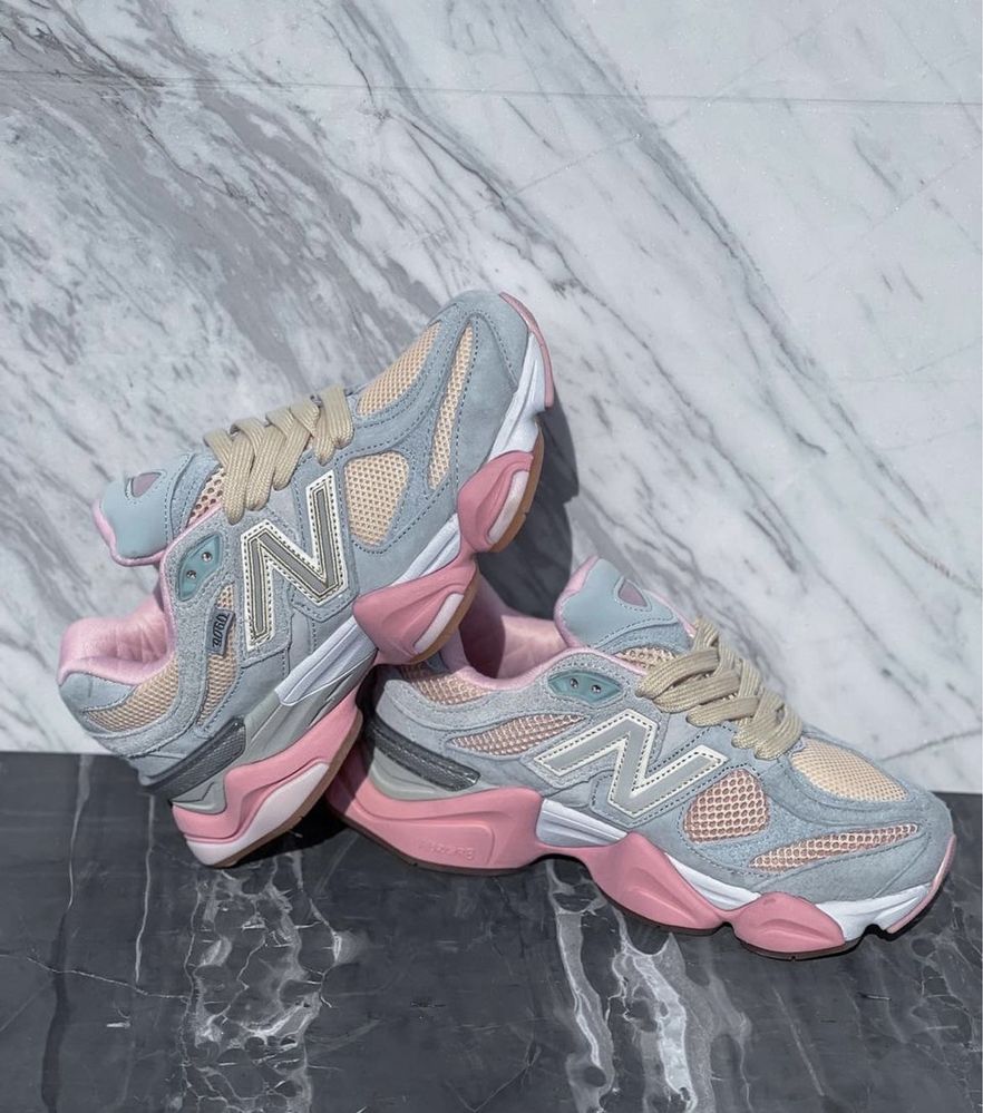 Жіночі кроссівки  New Balance 9060