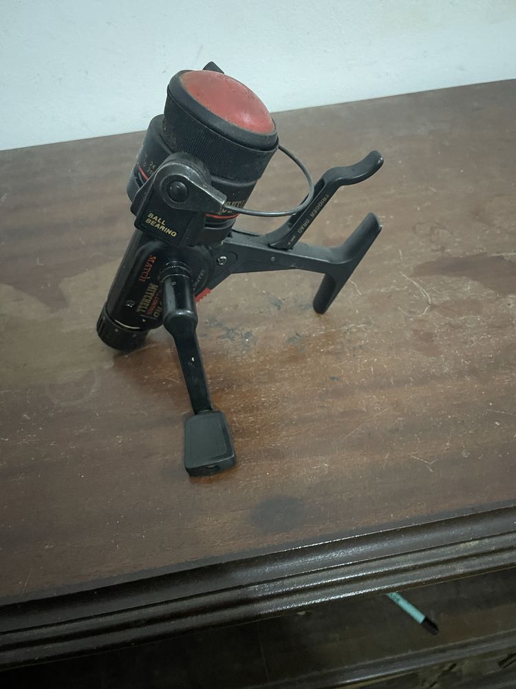 Carreto de pesca marca mitchell modelo 5640RD match
