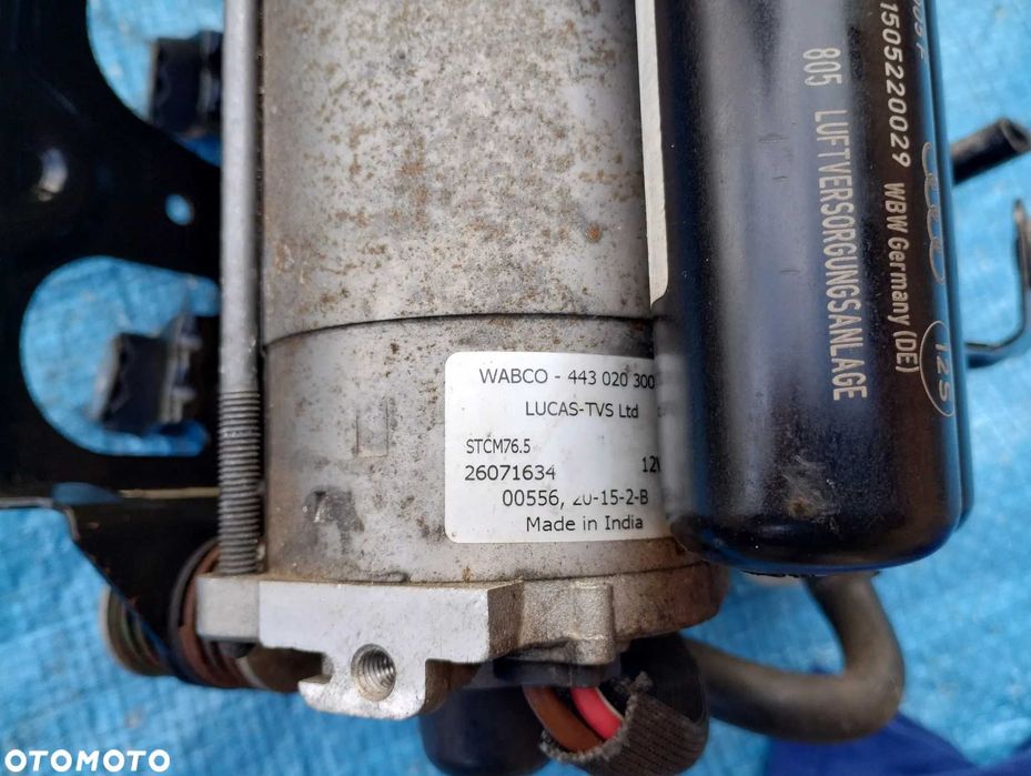 Компресор пневмопідвіски wabco Audi q7 4m ауді ку7 кю7 4м