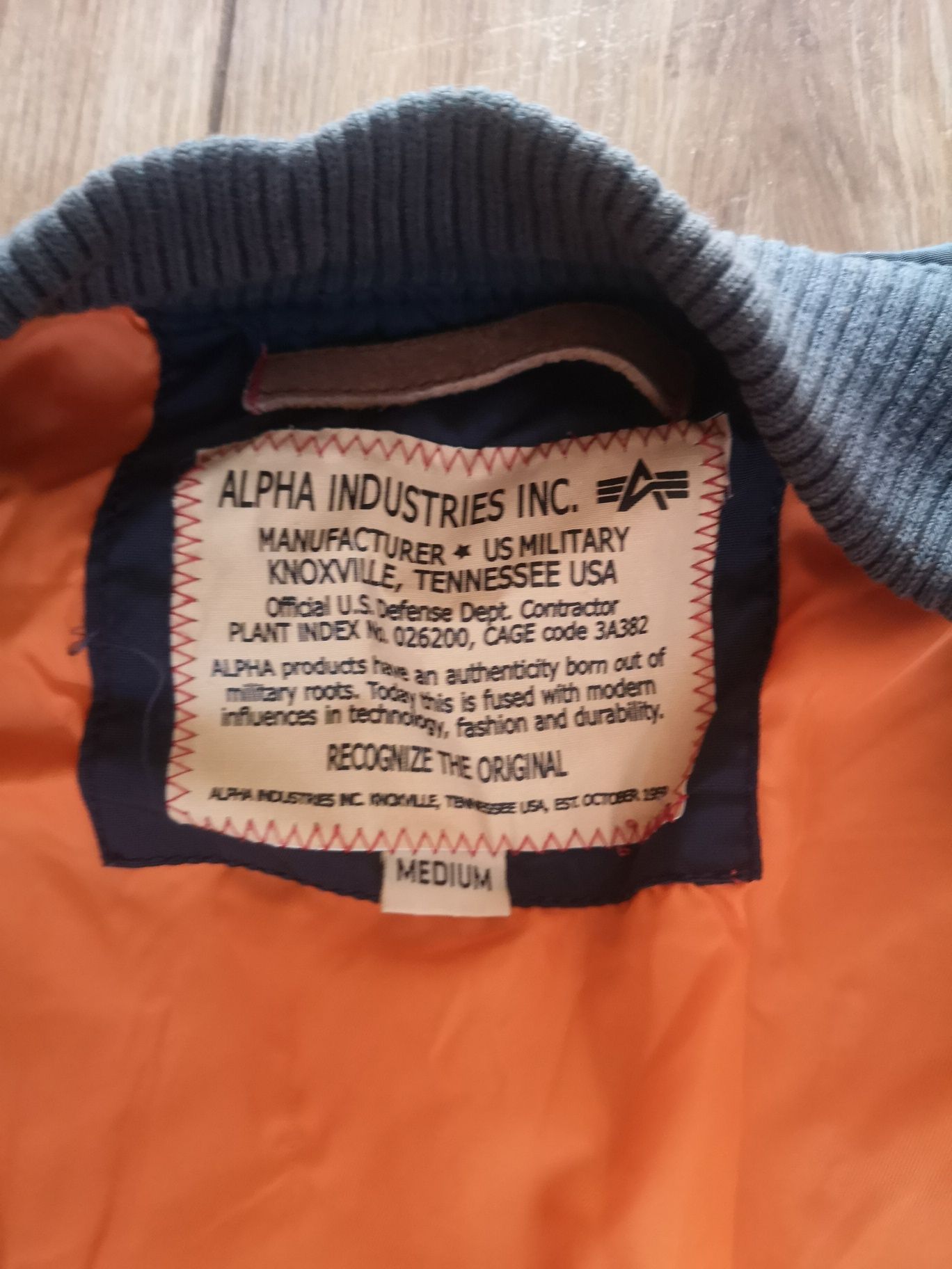 Kurtka bombierka alpha industries
