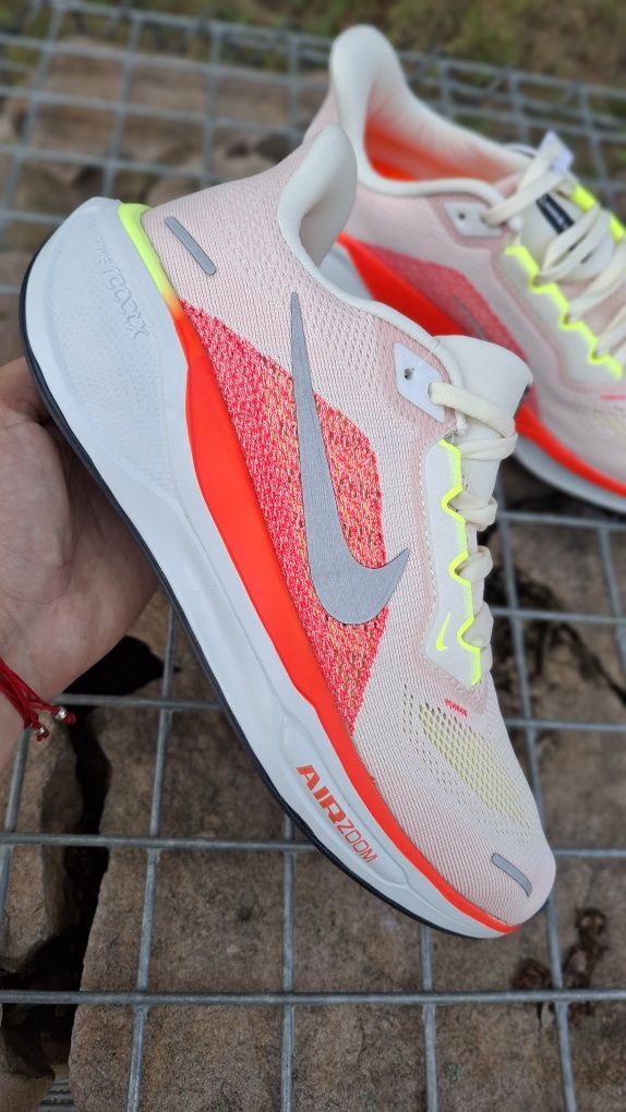 Кросівки для бігу спорту активного відпочинку Nike Zoom Pegasus Light