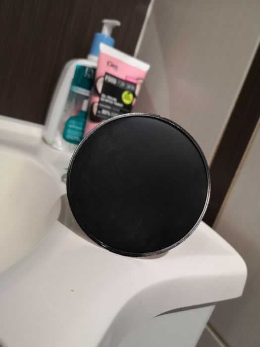 Lusterko w kolorze srebrnym