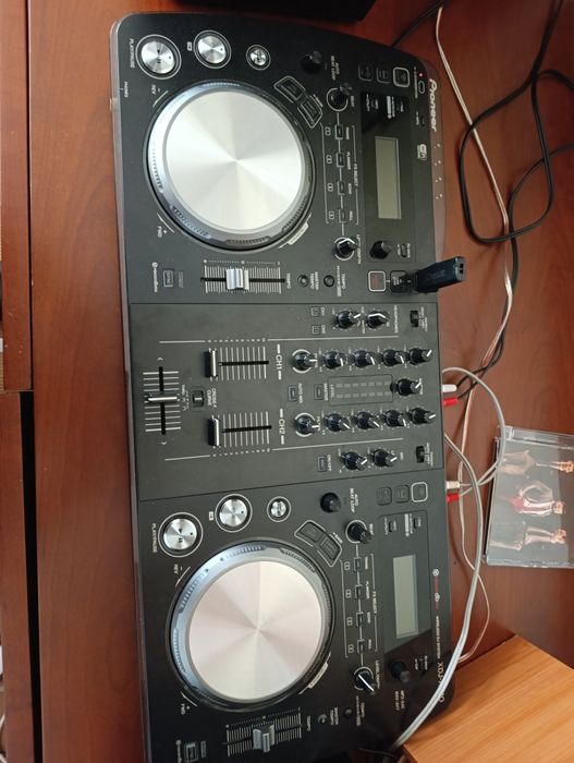 Controladora Pioneer XDJ 500 Aero