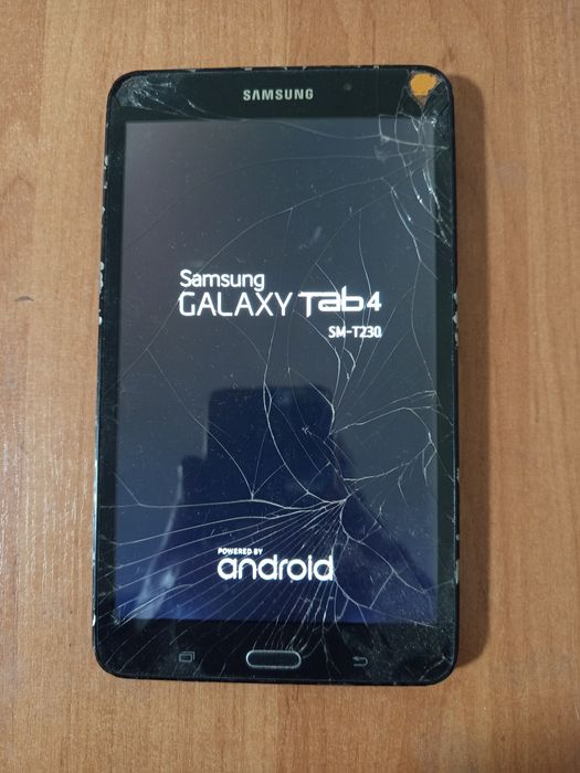 Планшет SAMSUNG SM-T230