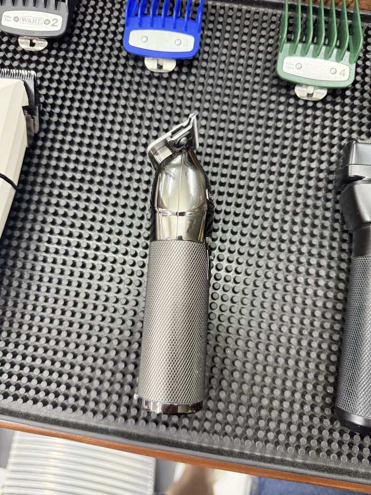 Продам тример Babyliss skeleton