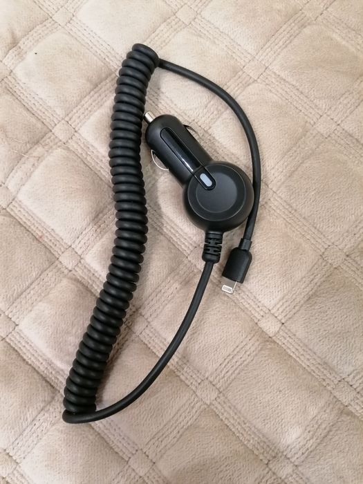 Автомобільний зарядний пристрій Kensington Lightning 2.1 A.