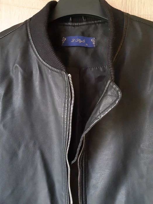 kurtka r. L-XL wiosenna jesienna , czarna bomberka, pilotka damska