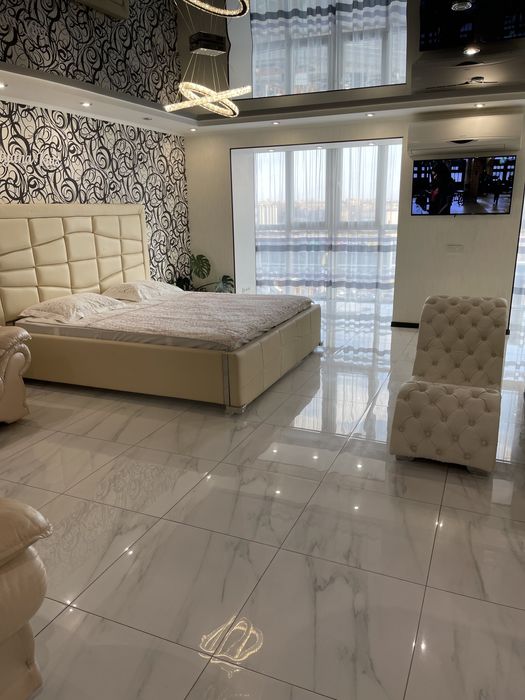 Подобова оренда квартири VIP с панорамным видом 95 квартал. Центр