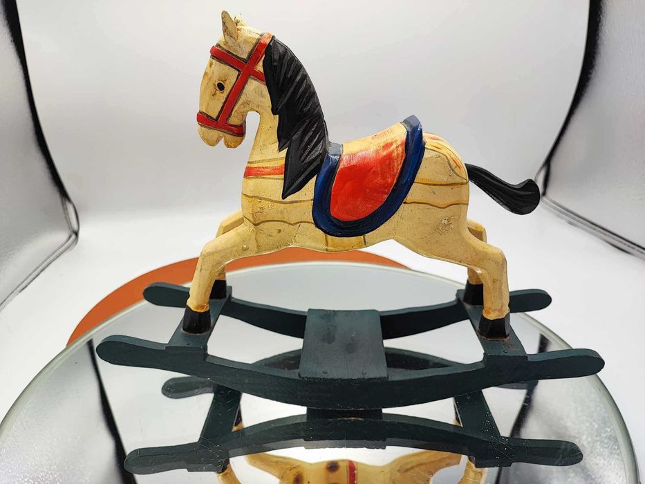 Drewniany koń,konik,na biegunach,vintage,na wystrój