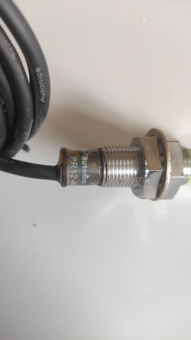 Індуктивний датчик Autonics PR12-4DN