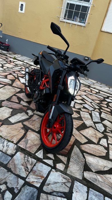 Ktm Duke 125 ano 2021