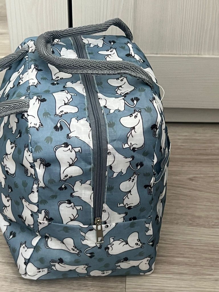 Urocza torba termiczna Moominki – 23x19x13cm