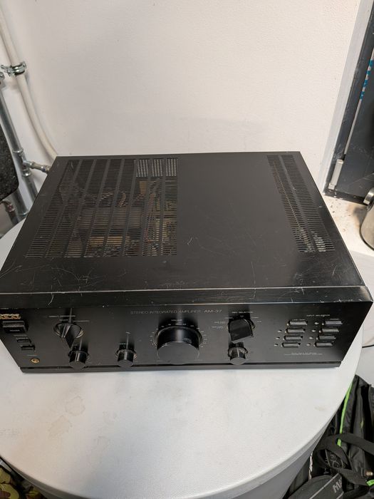 Akai AM-37 wzmacniacz