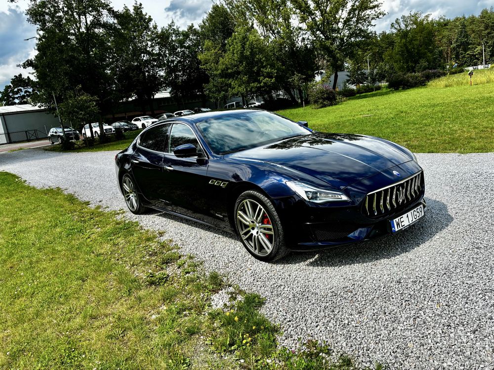 Wynajem maserati quattroporte diesel 3.0