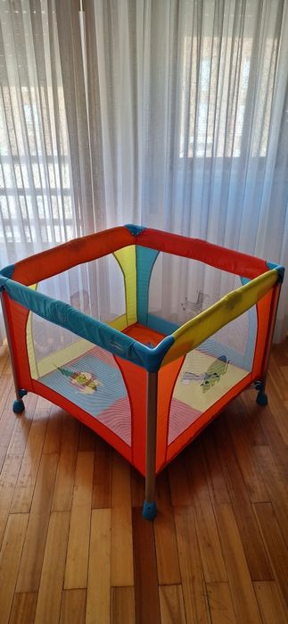 Parque infantil asalvo