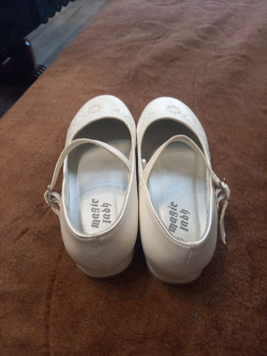 Buty komunijne dziewczęce 32