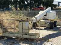 Plataforma Elevatoria 4x4 todo terreno Genie 14mts,com 5895 Horas.