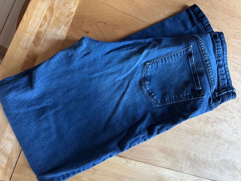 Spodnie damskie nagumowane ESMARA -  slim fit rozm. 44/46