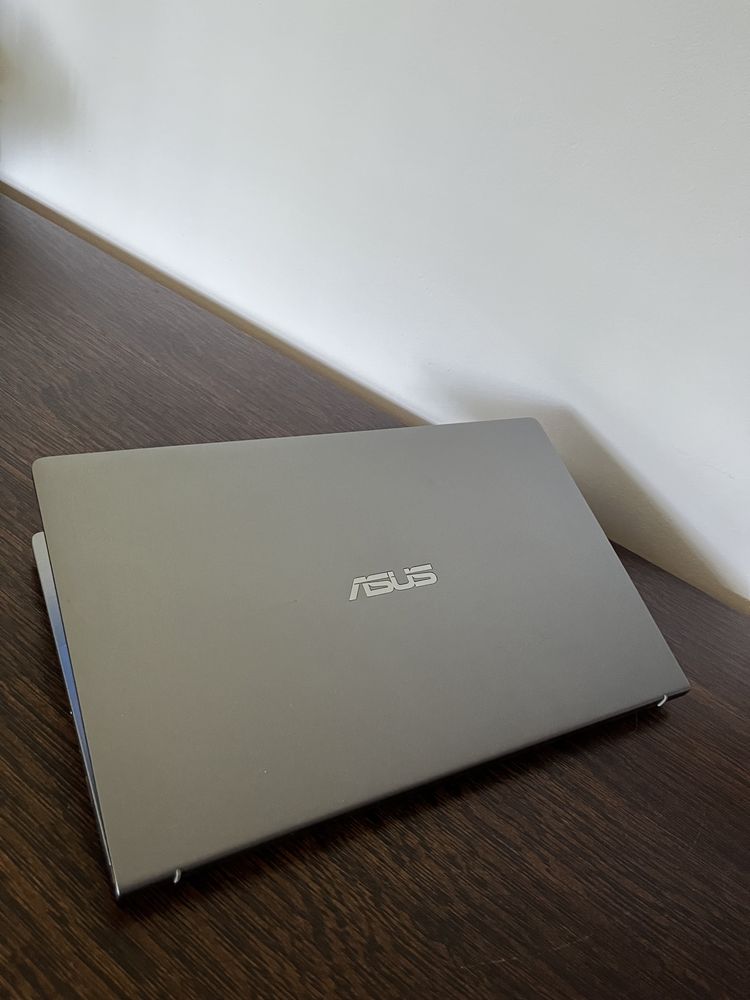 Laptop Asus zenbook 14' ryzen 5 4500U MX350 2Gb