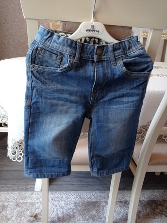 Шорти джинсові для хлопчика в ідеальному стані розмір 122