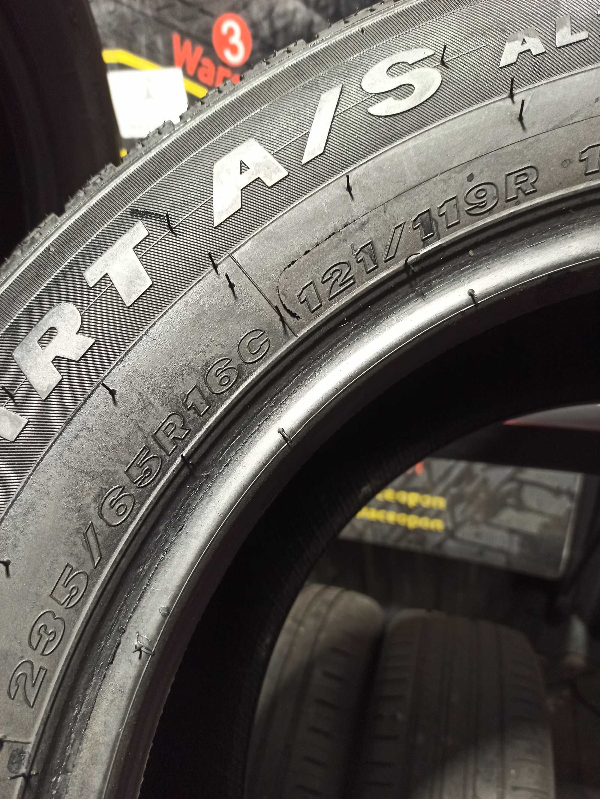 Opony Całoroczne 235/65/16C MAXXIS VANSMART #1645