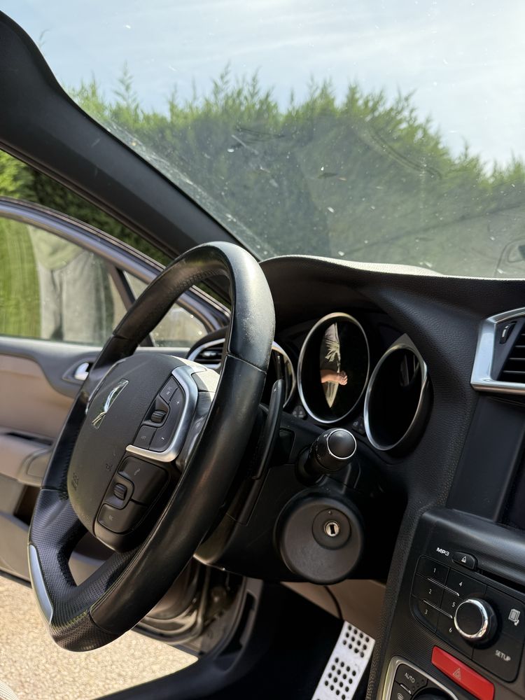 Citroen Ds4 hatchback 1.6