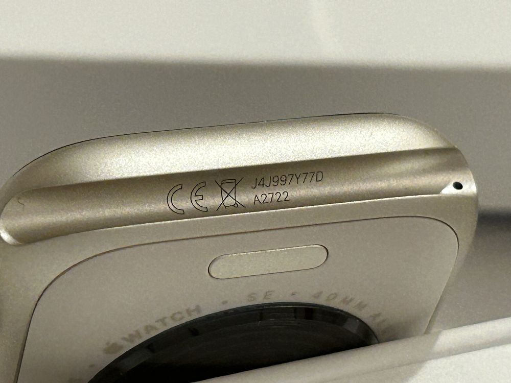 NOWY Apple Watch SE 2gen GPS 40mm koperta z aluminium A2722 MR9U3QP/A