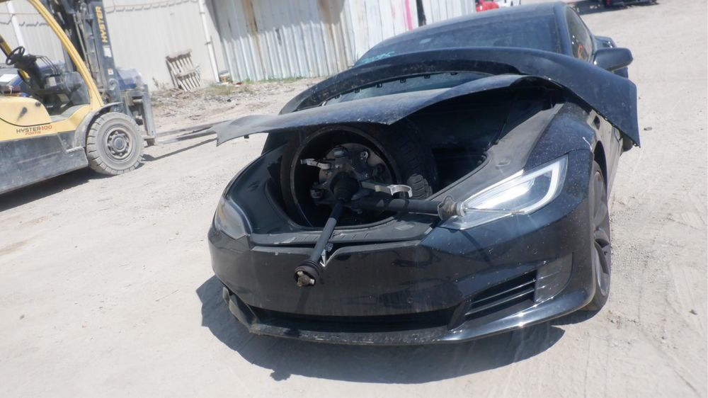 Автошрот Разборка Запчасти Tesla Model S 2017г.