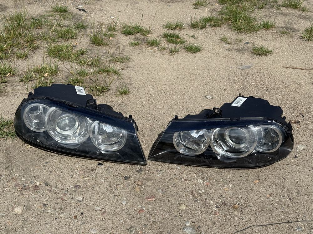 Lampy przednie Alfa Romeo 156 lift xenon EU cale ladne cena za komplet