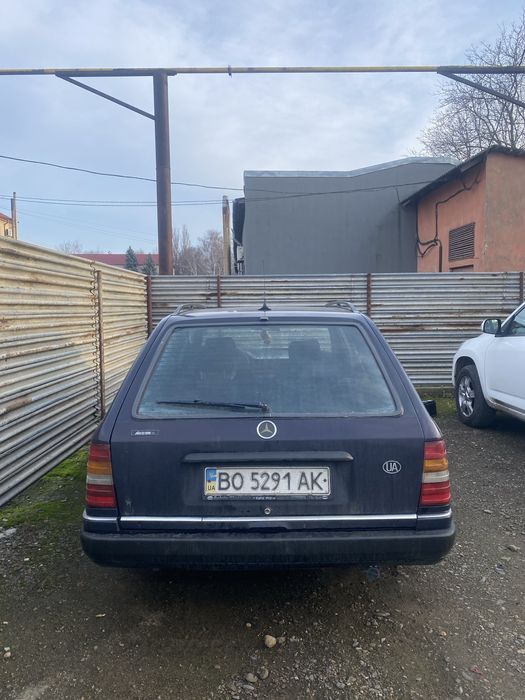 Продам Мерседес 124