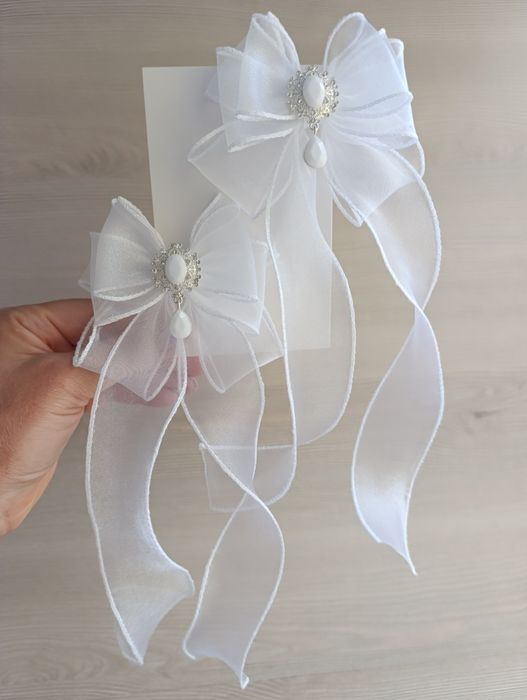Білі нарядні, святкові банти