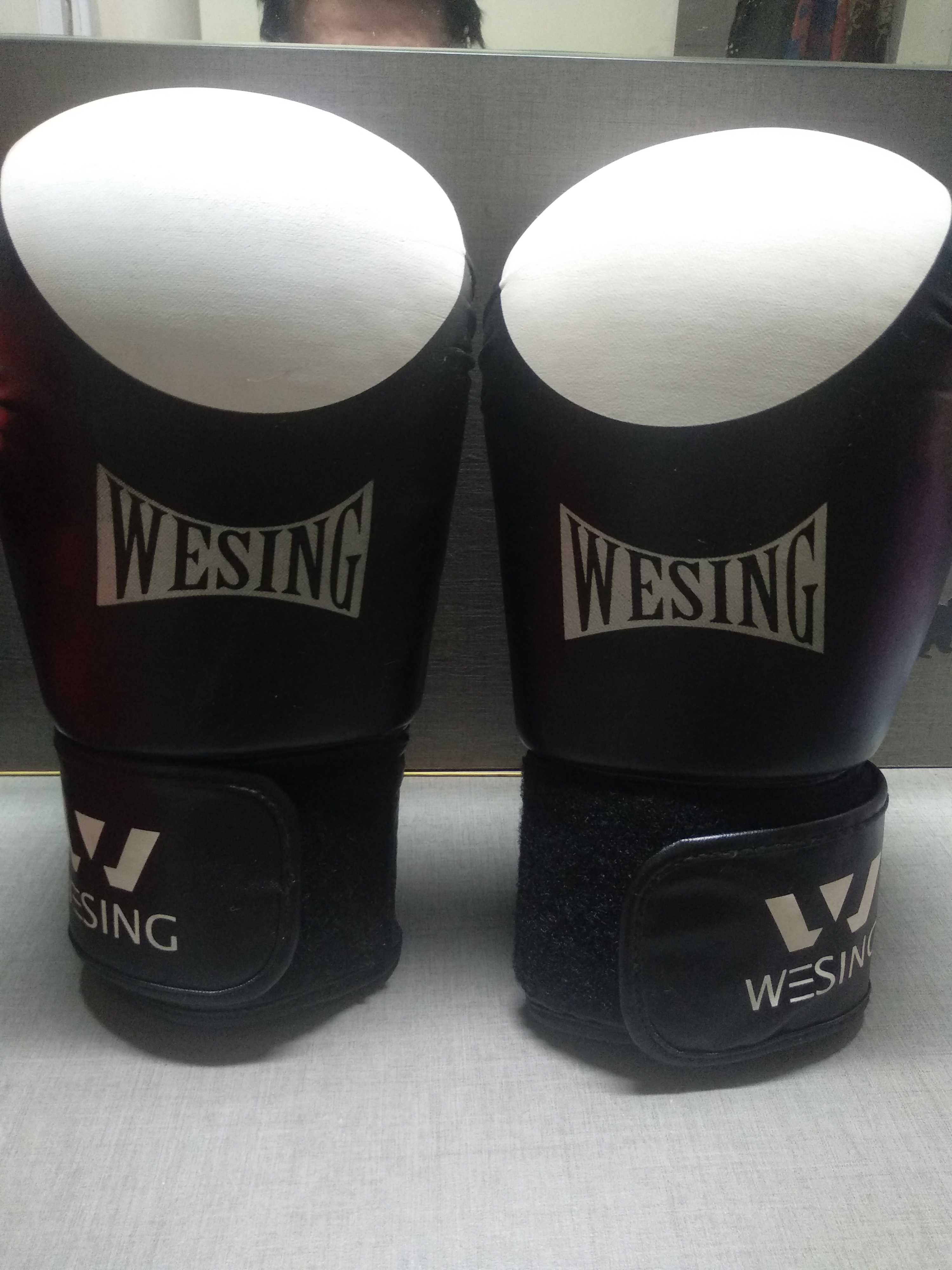 Перчатки  и лапы для бокса мужские Wesing
