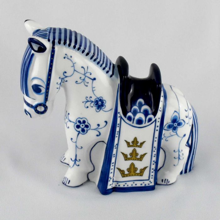 Figura porcelana de Cavalo 4000 anos de Escultura Equestre – VÍKINGUE