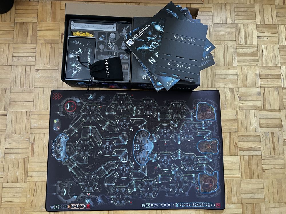 Nemesis + Dwustronna mata od Playmat