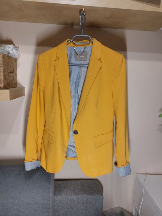 Musztardowy żakiet Orsay rozmiar 38