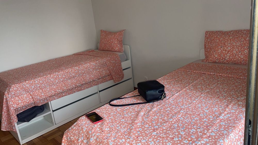 Quarto partilhado , Porto