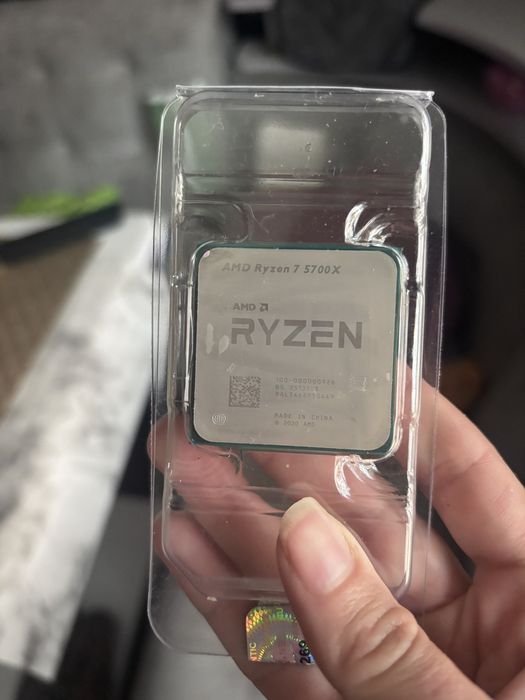 Процесор Ryzen 7 5700x новий