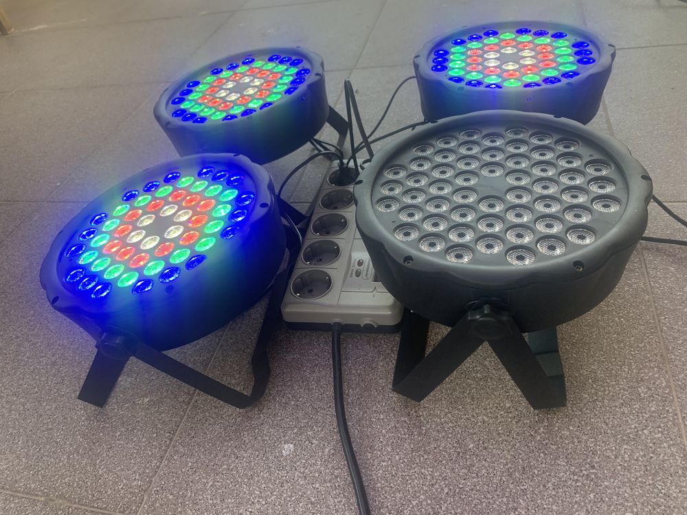 4 projetores dmx 54 leds