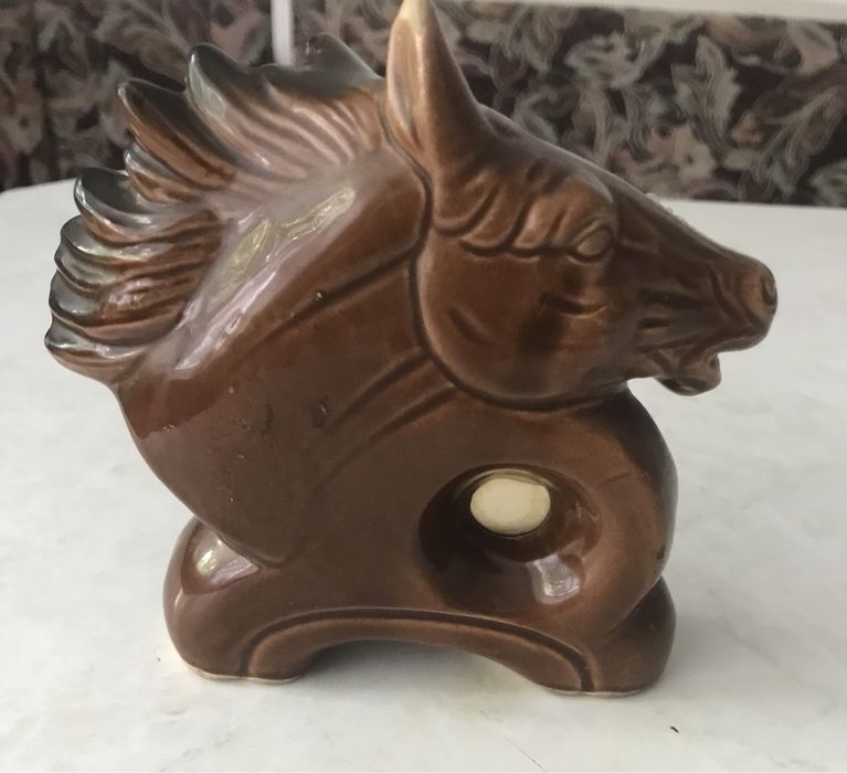 Статуэтка голова лошади  термометр- барометр