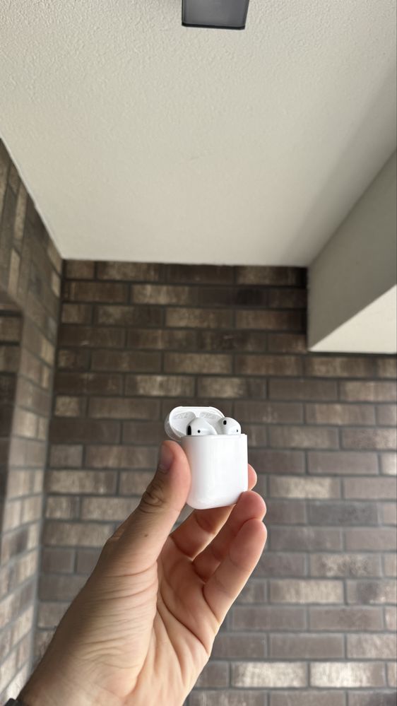 Oryginalne Bezprzewodowe Apple Airpods 2-generacji w kolorze White