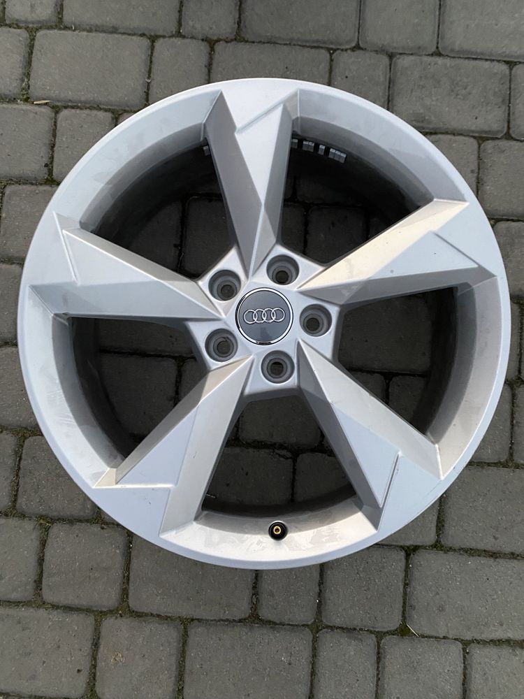 Alufelgi 5x112 19 cali Audi A4 A5 A6 A7 A8 TT RS4