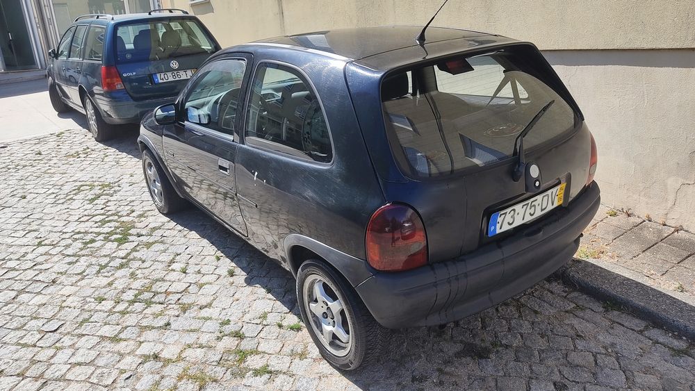 Opel Corsa b 1.5 turbo diesel 5 LUGARES