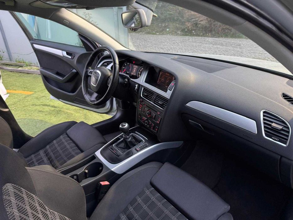 Audi A4 2.0 TDI Teto de Abrir