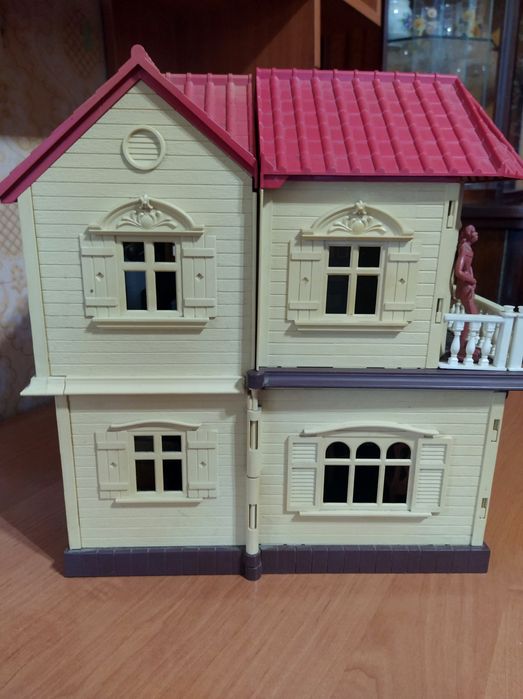 Кукольный домик Happy Family. Игрушечный домик для кукол/фигурок