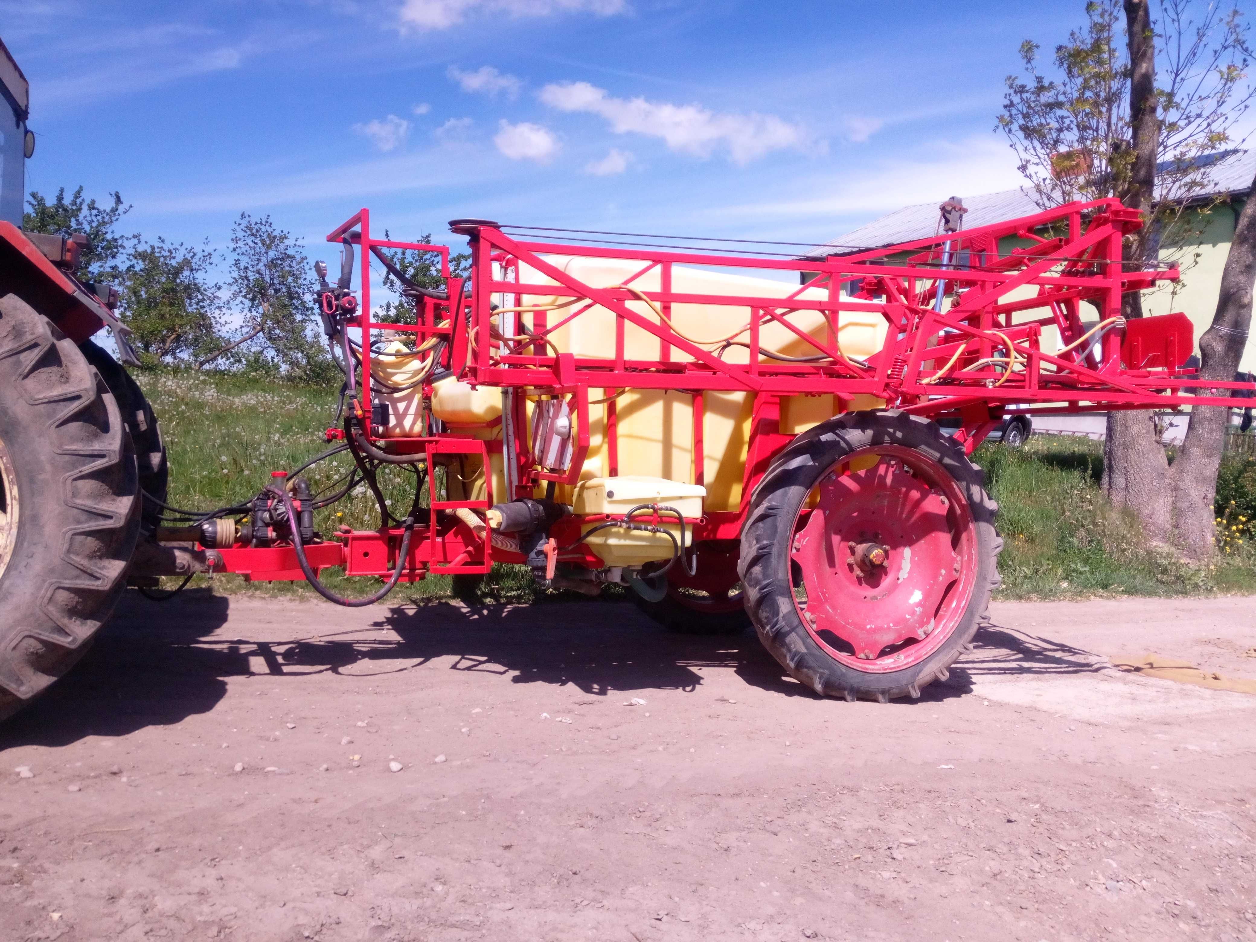 opryskiwacz pilmet 2500 l belka 18