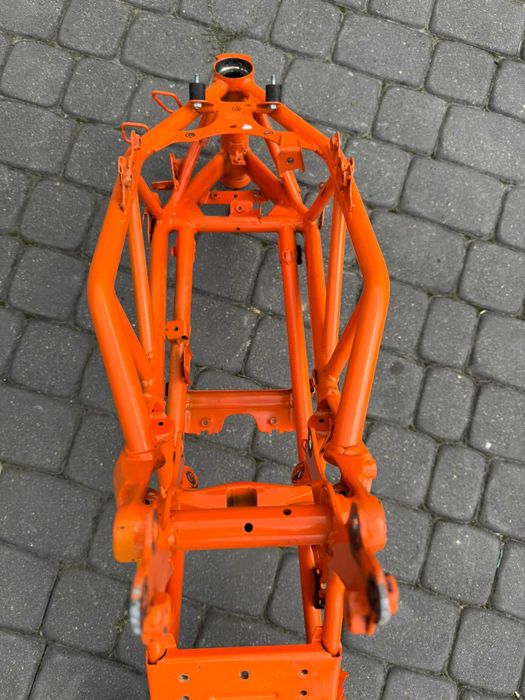 rama szkielet motocykla wtrysk KTM DUKE 390 r 13-17
