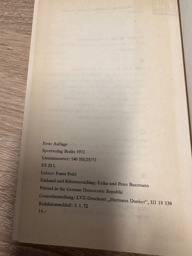 Gra w szachy.Lehrbuch der Schachendspiele.Band 2. Berlin 1972