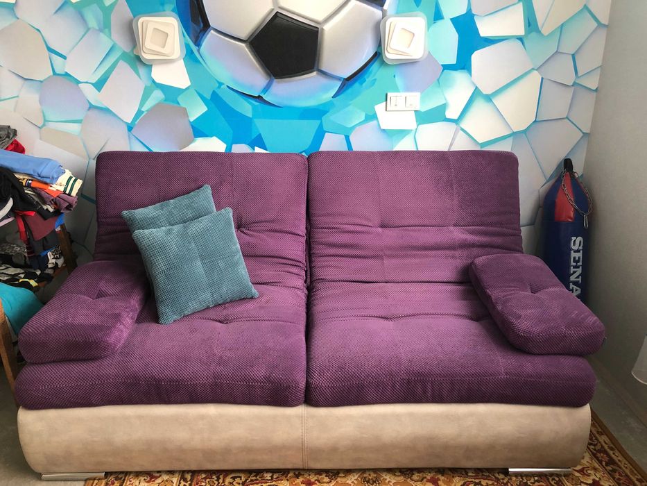 Диван у відмінному стані