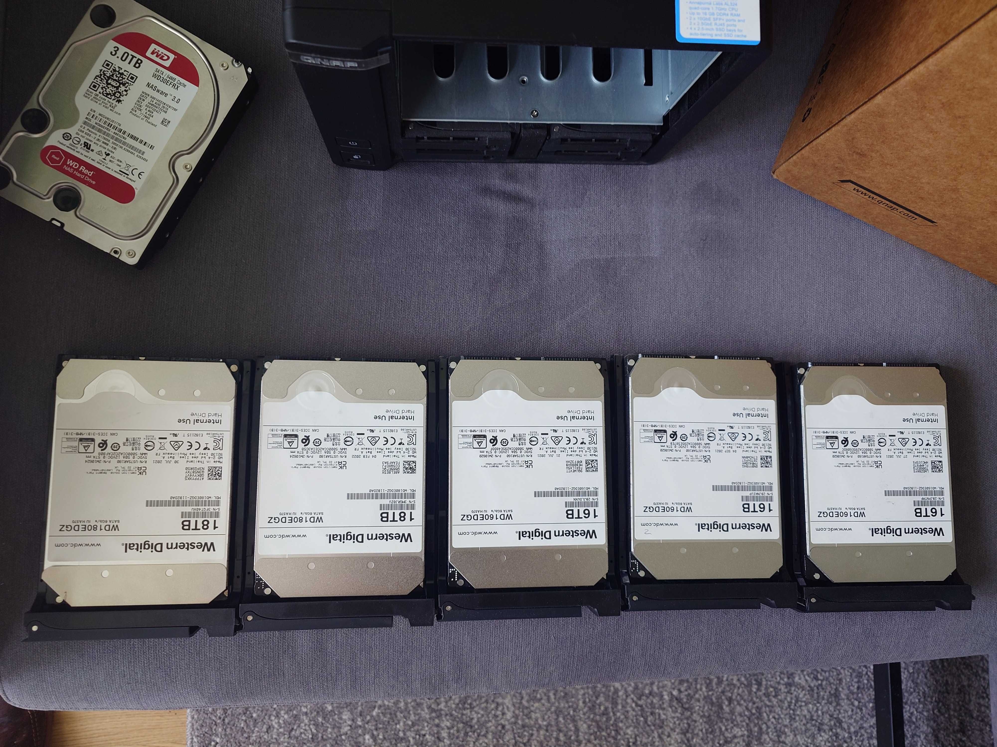 Serwer plików QNAP TS-932PX 84TB HDD